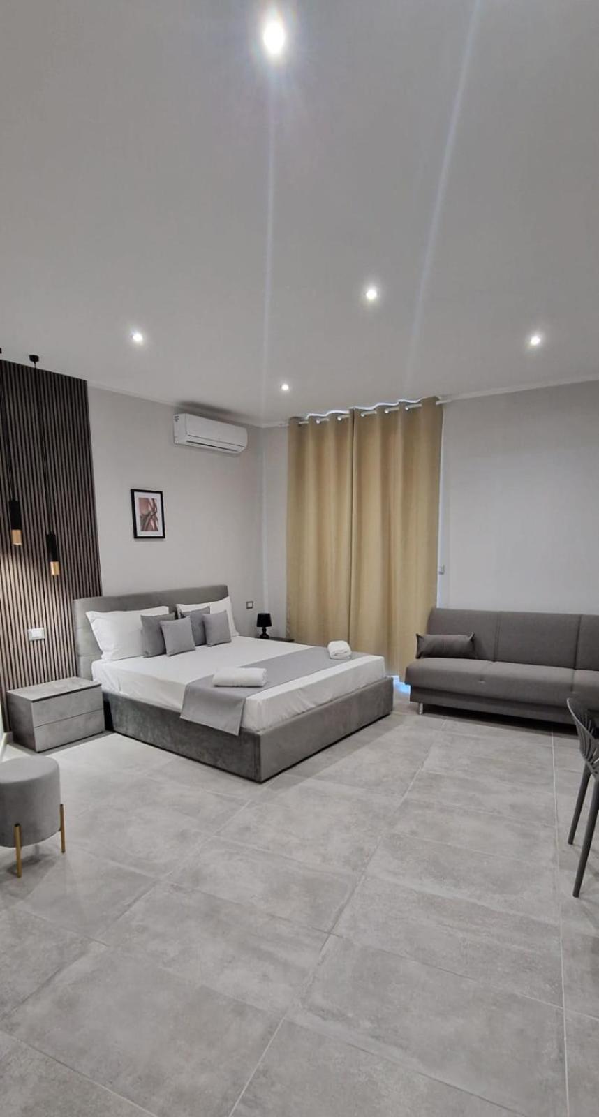 Hotel Movida