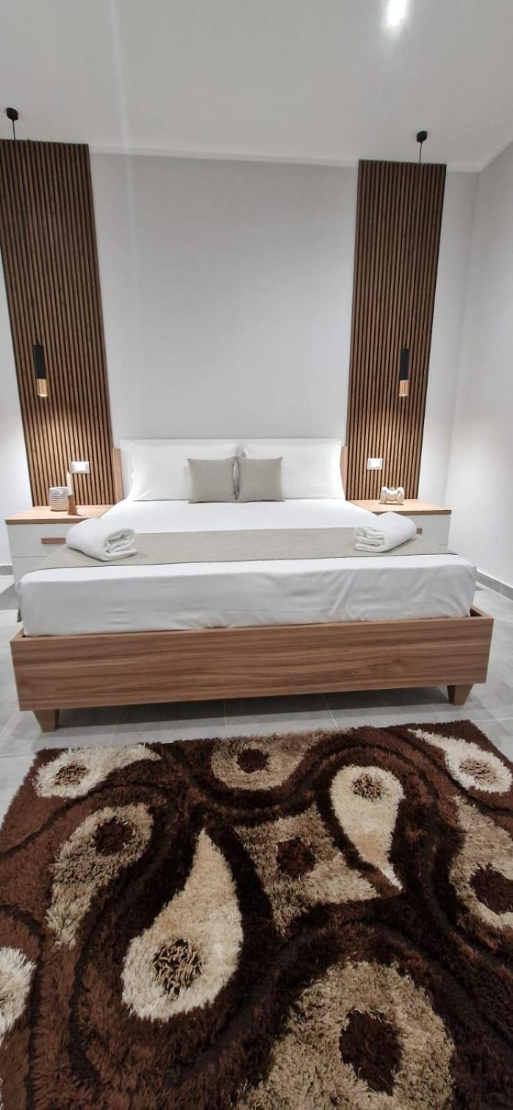 Hotel Movida *
